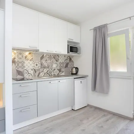 Apartments By The Sea Brela, Makarska - 6688 Exterior photo